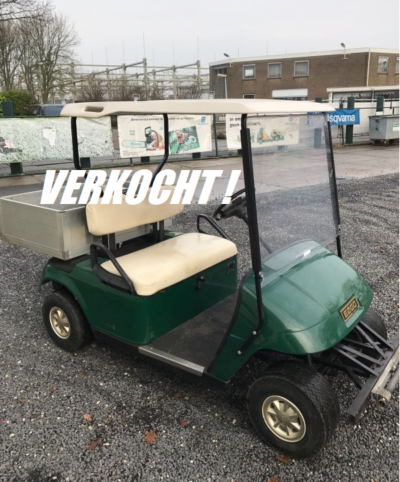 ezgo txt met laadbak en ballenpick frame accu 36 volt