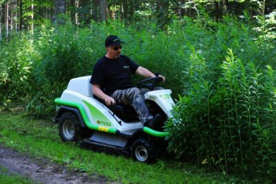 Etesia Attila SKD Ruwterreinmaaier/Zitmaaier