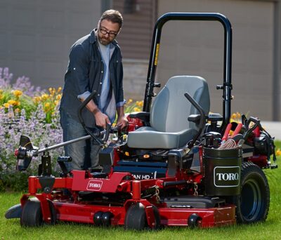 Toro Zitmaaier Zero Turn master Titan HD 132cm (74451TE)