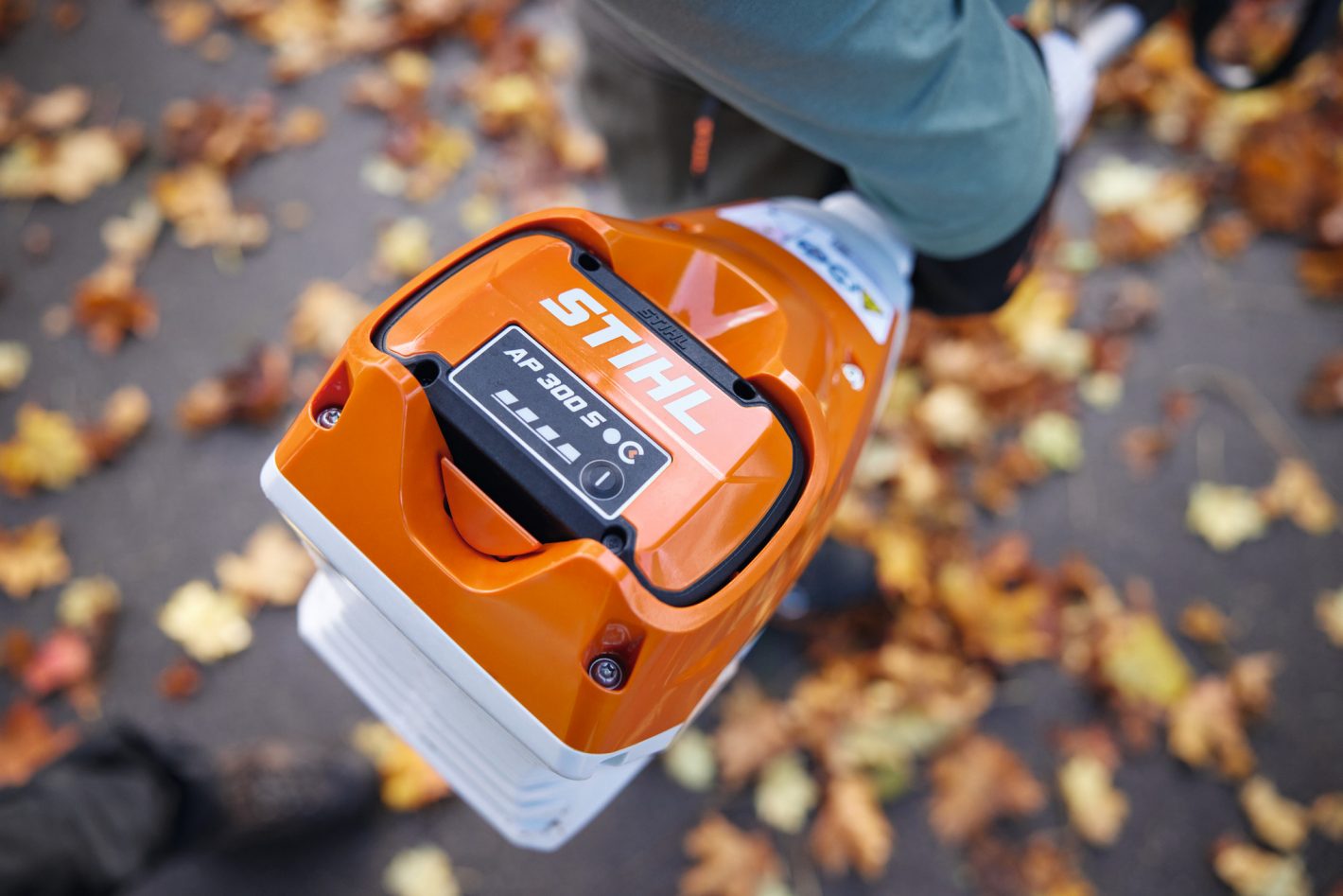 detuinmachine.nl - Stihl KMA 120 R