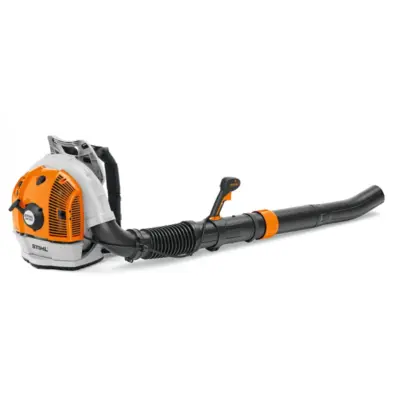 ruggedragen benzine bladblazer BR 700 - Detuinmachine.nl